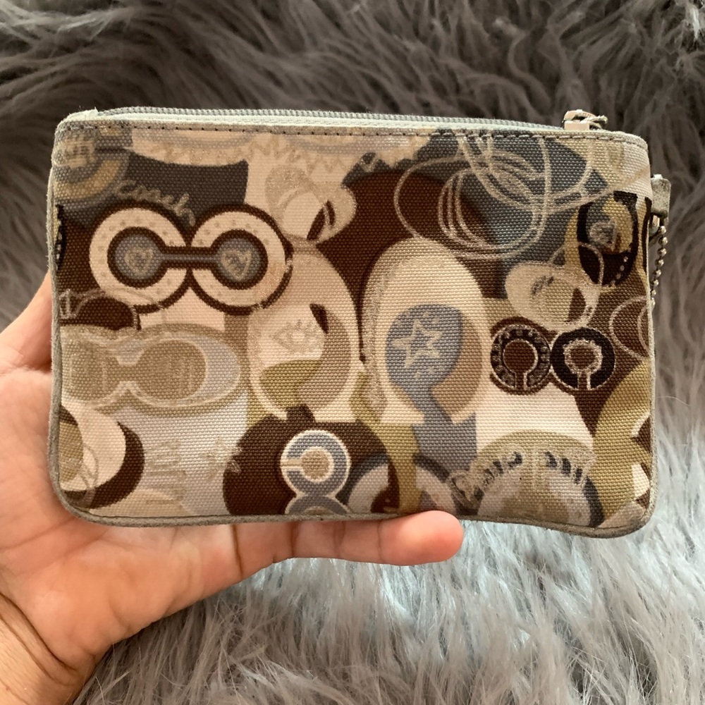 Coach Poppy y2k Graffiti Wristlet Wallet - Picture 3 of 15